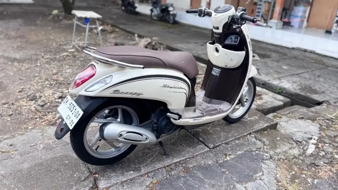 Di Jual Motor Honda Scoopy 2016 - Image 5 of 6