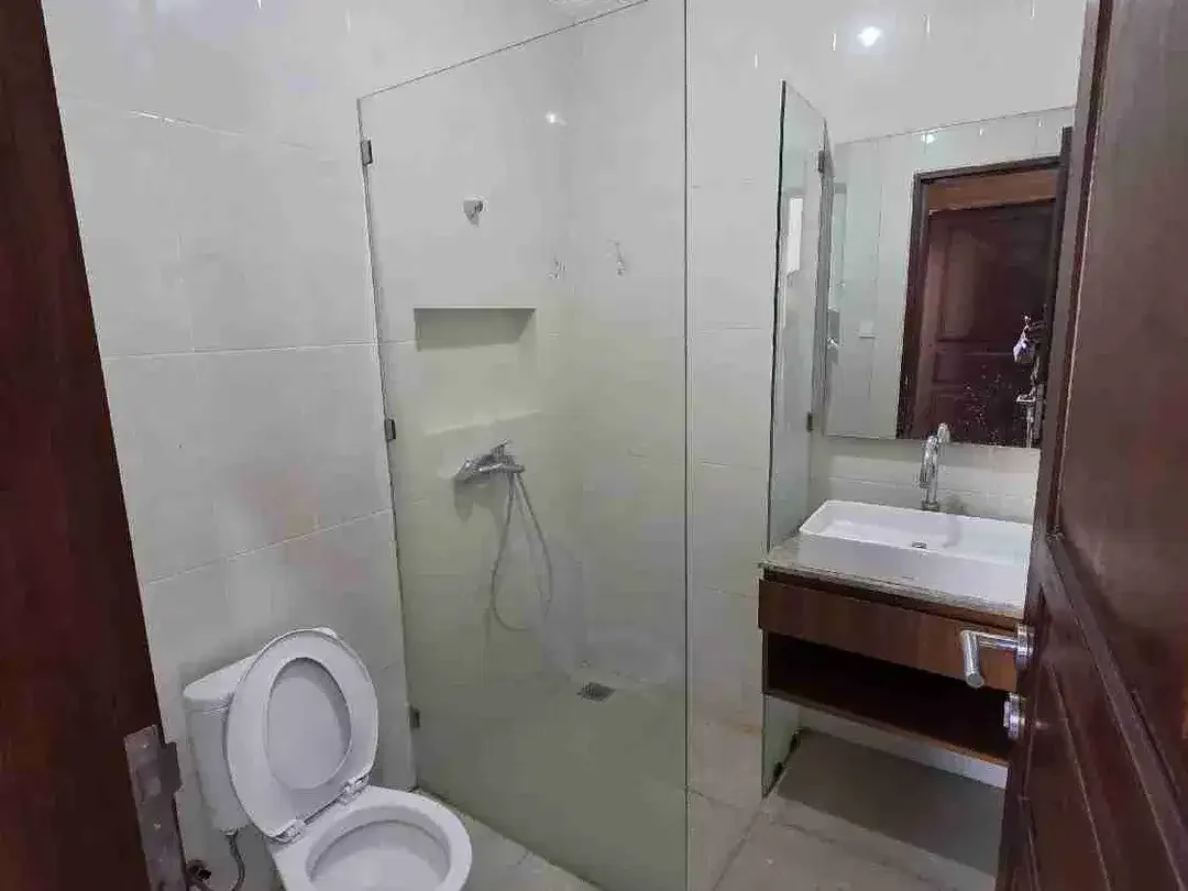 SIAP HUNI . VILLA RESIDENCE SIAP DISEWAKAN - Image 7 of 10