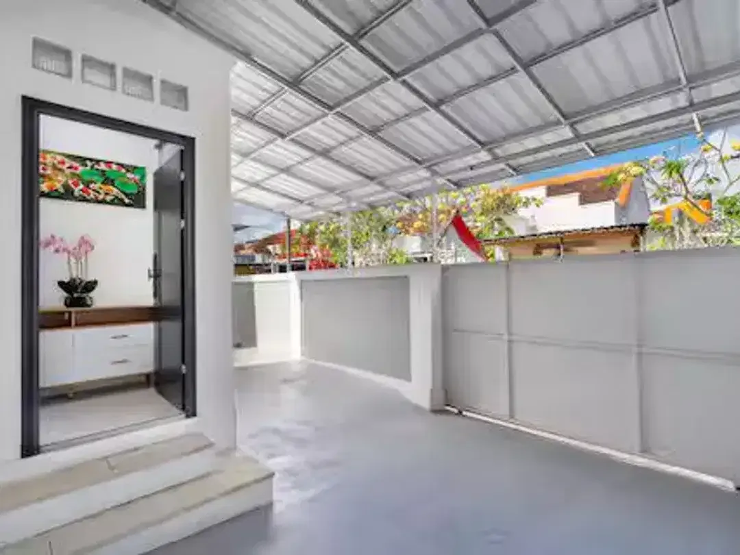 Rumah siap huni di Ungasan, Kuta Selatan. Akses mudah menuju berbagai objek wisata di Bali Selatan - Image 8 of 10