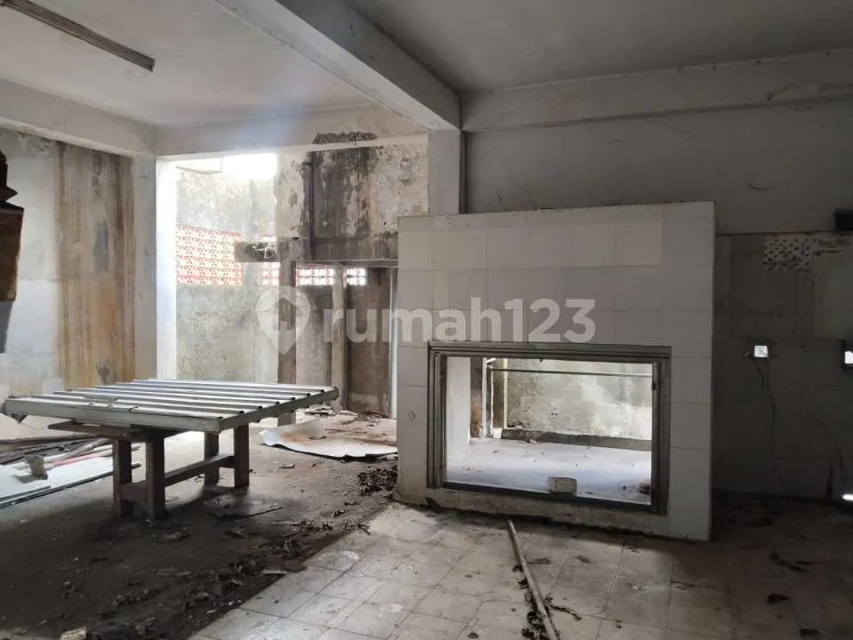 Dijual Ruko 3 Lantai di Denpasar Utara Ayani di Kawasan Perdaganagn Komersil, Cocok untuk Berbagai Usaha - Image 4 of 4