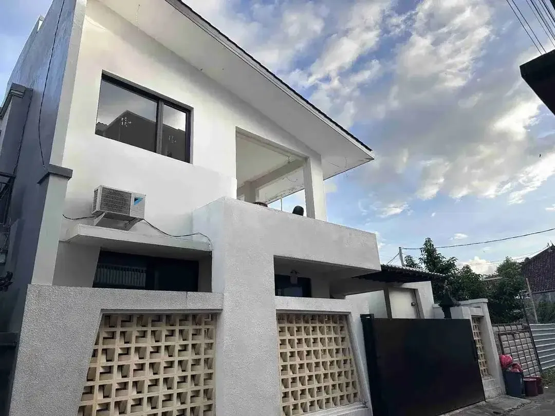 Disewakan Rumah Modern Siap Huni di Sedap Malam, Sanur. - Image 1 of 8