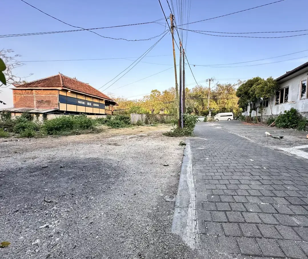 Tanah PREMIUM Sangat Strategis Jl Raya Uluwatu Jimbaran - Image 1 of 10