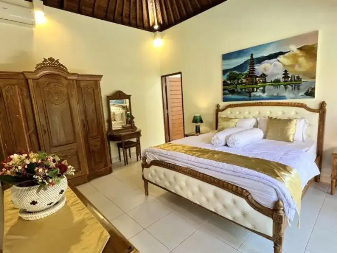 VILLA BALINESE STYLE DEKAT PANTAI SANUR DENPASAR - Image 9 of 10