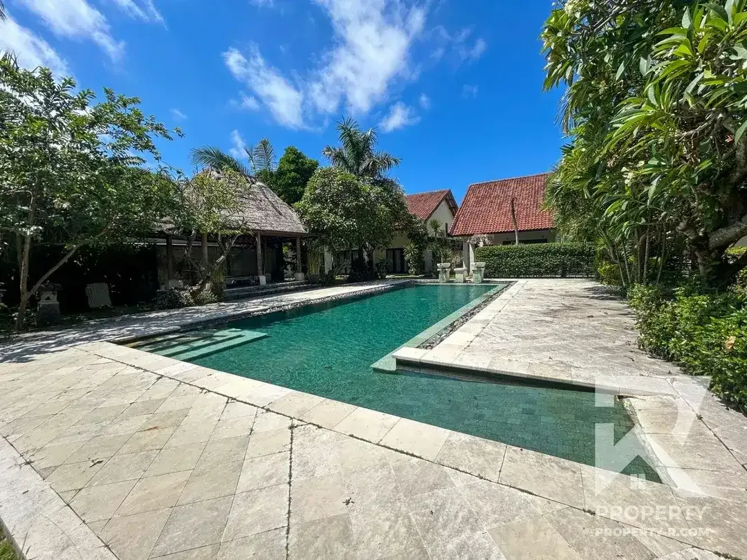 Vila 1 Kamar Tidur dengan Kolam Renang Bersama di Sanur Bali untuk Disewakan Bulanan - Image 9 of 10