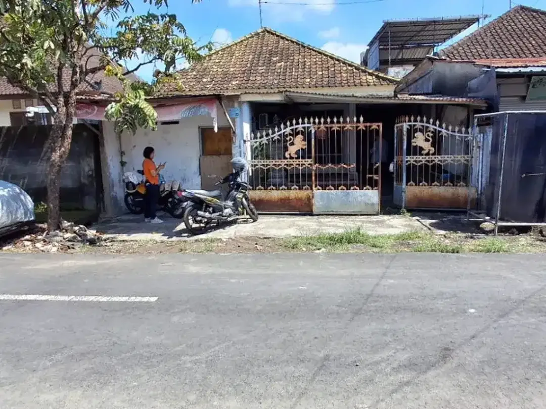 Dijual tanah bonus rumah 1 lantai di Gatsu Tengah Denpasar Bali - Image 2 of 5