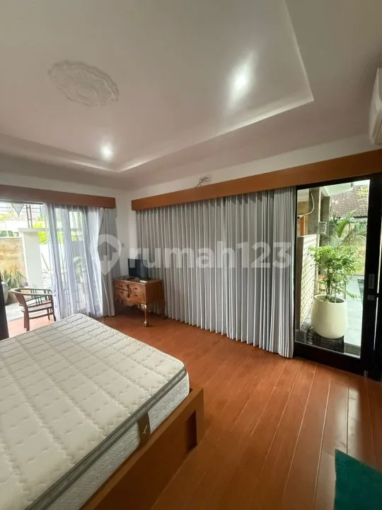 Villa 2 Kamar dengan Pool Strategis 5 Menit ke Pantai Mertasari - Image 4 of 4