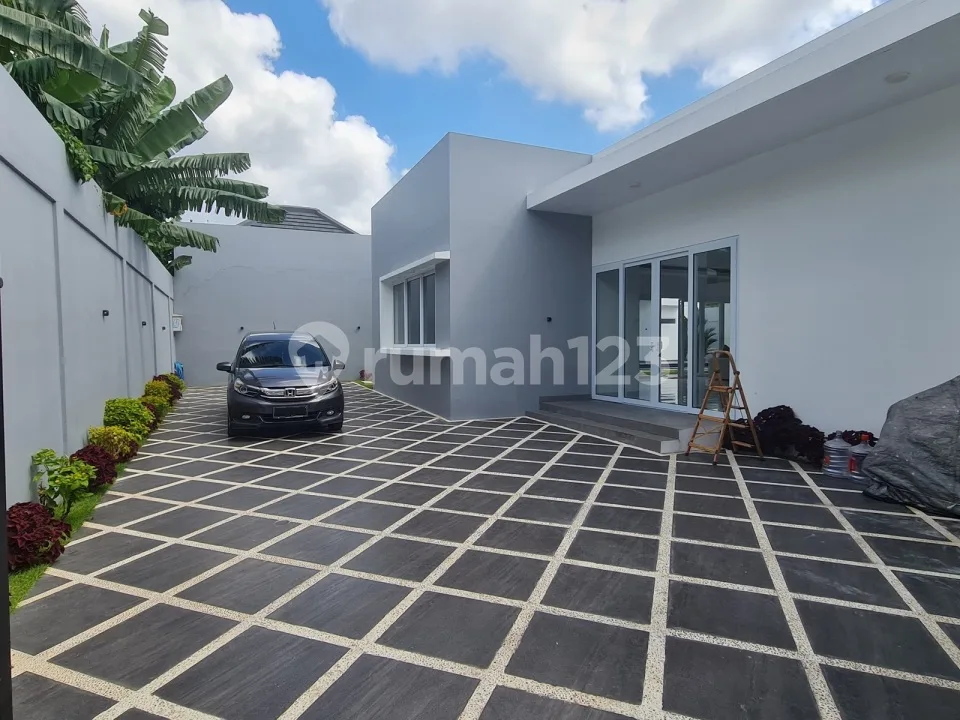Luxury Six-Bedrooms Villa In Canggu - Image 3 of 4