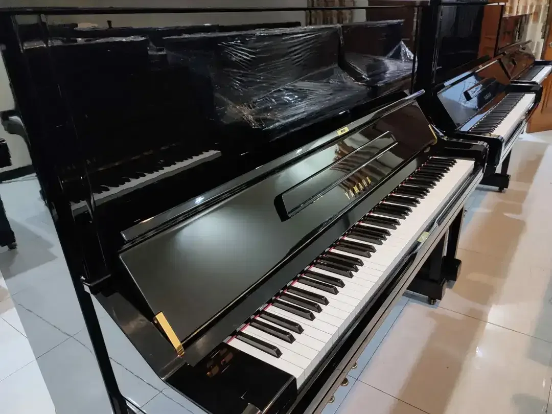 Piano Yamaha U3 Yamaha UX - Image 2 of 2