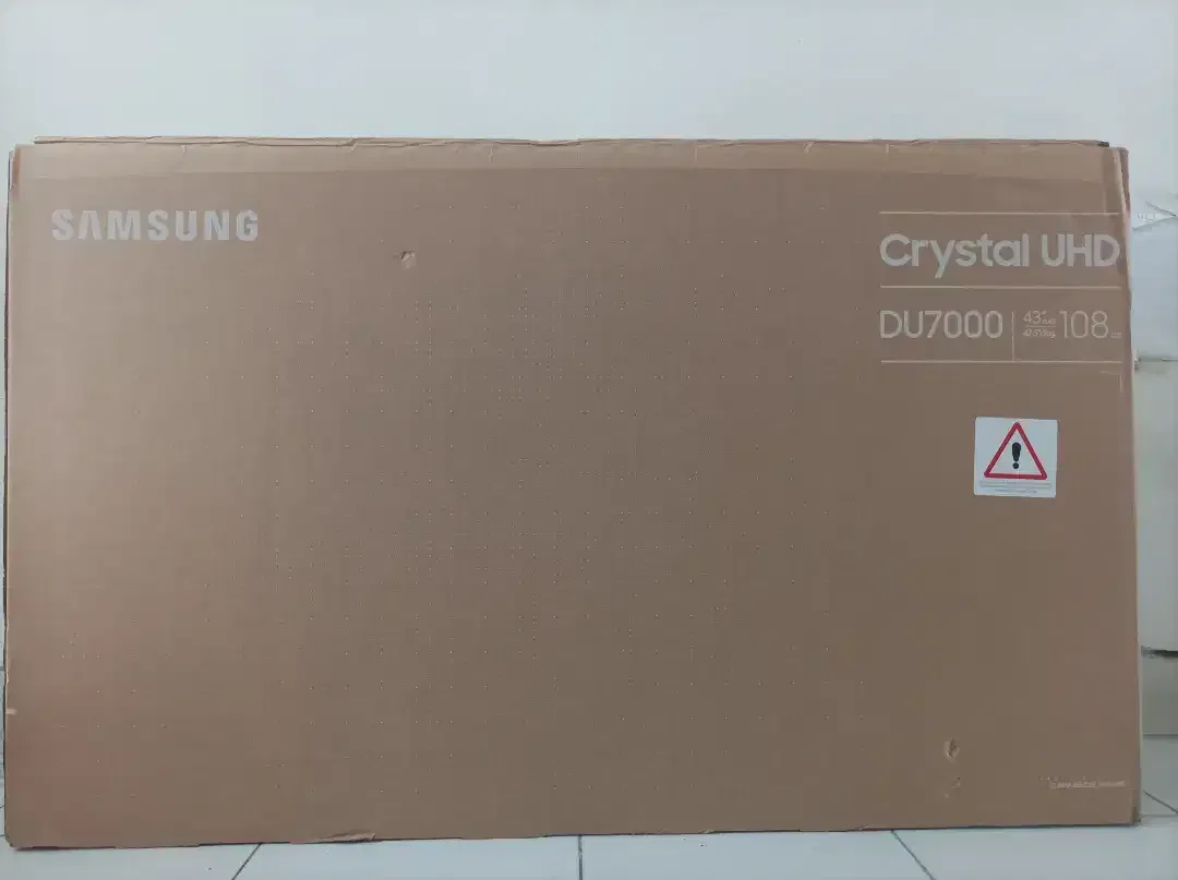 Samsung 43 inchi Smart TV 4K UHD Netflix YouTube Baru Garansi Resmi - Image 2 of 7