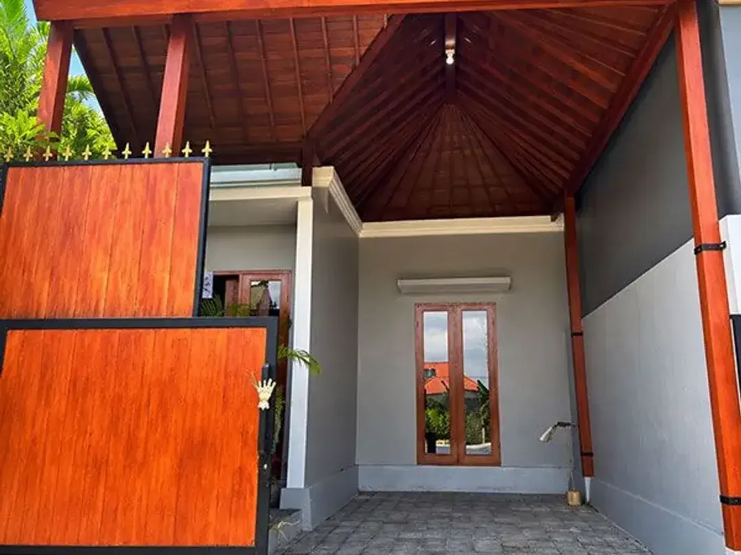 [Amr-110.Bnd] Disewakan Tahunan Rumah Baru di Penatih – Denpasar Timur - Image 8 of 9