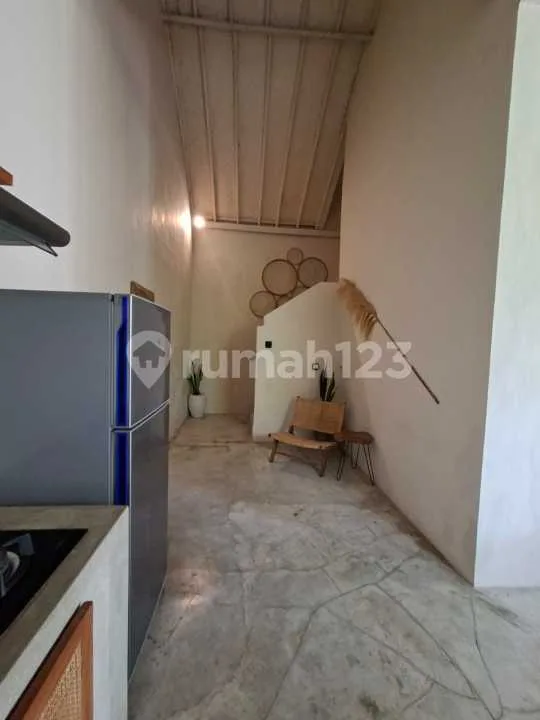 Villa Seminyak di Sewakan Full Furnished.3 Kamar Seminyak Bali - Image 2 of 4