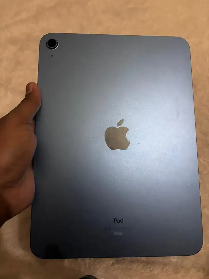 iPad 11 128 GB garansi ON iBox (TIDAK MULUS) Bonus Pencil Apple - Image 2 of 2