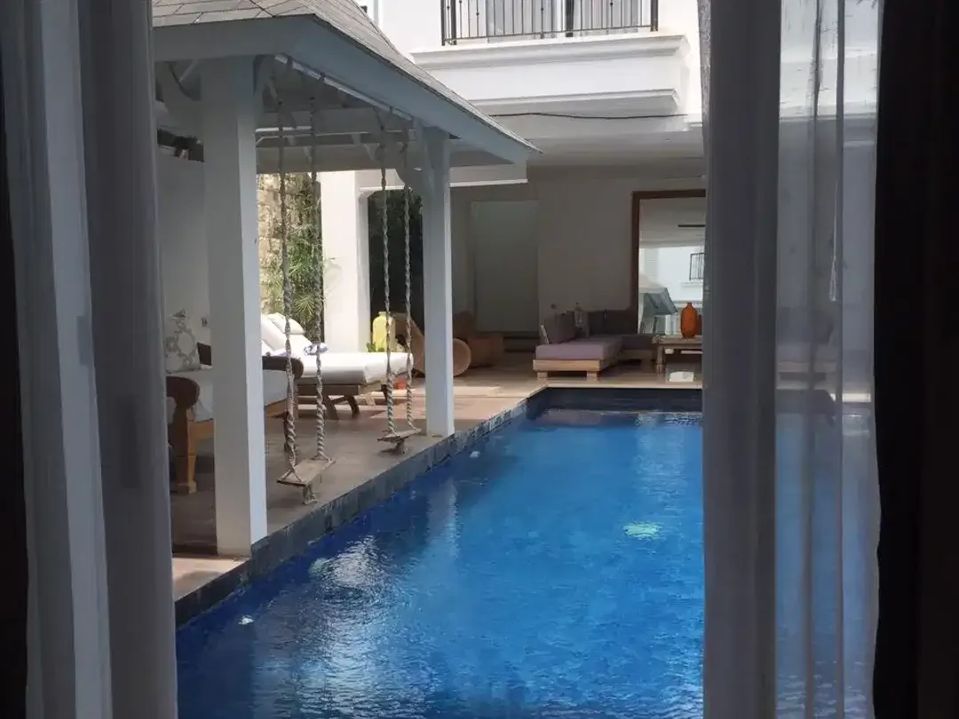 Villa Pantai Berawa Canggu Badung Bali - Image 2 of 10