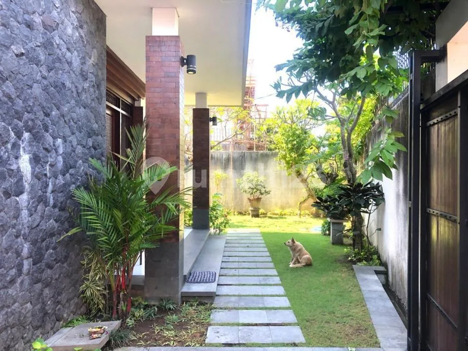 Modern 3-Bedroom Villa In Kutat Lestari Sanur - Near Beach & International Hospitals - Image 3 of 4