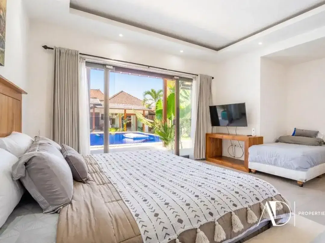 MOTIVATED SELLER | LEASEHOLD 40-YEAR 5-BEDROOM VILLA IN KEROBOKAN - Image 10 of 10
