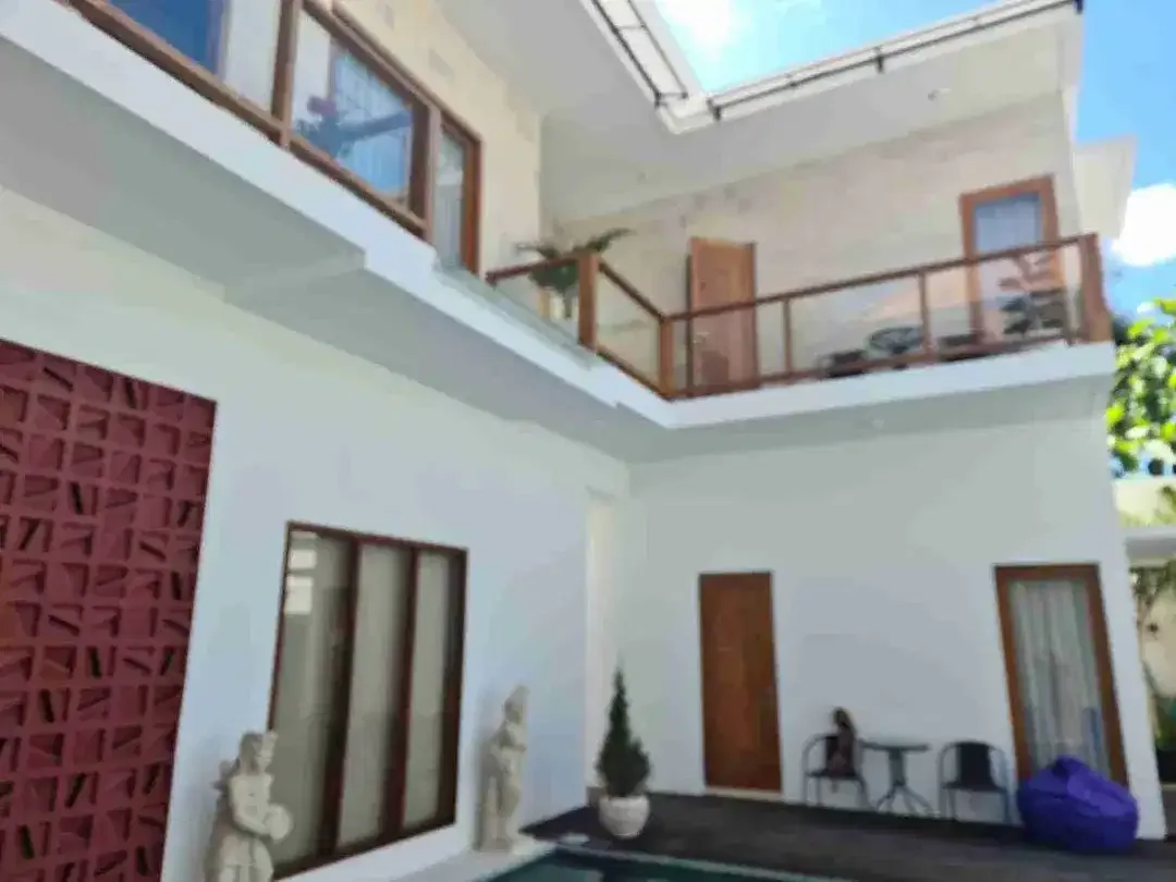 Luxury Villa 6BR Full Furnish Dekat Pantai Batu Belig - Image 2 of 10