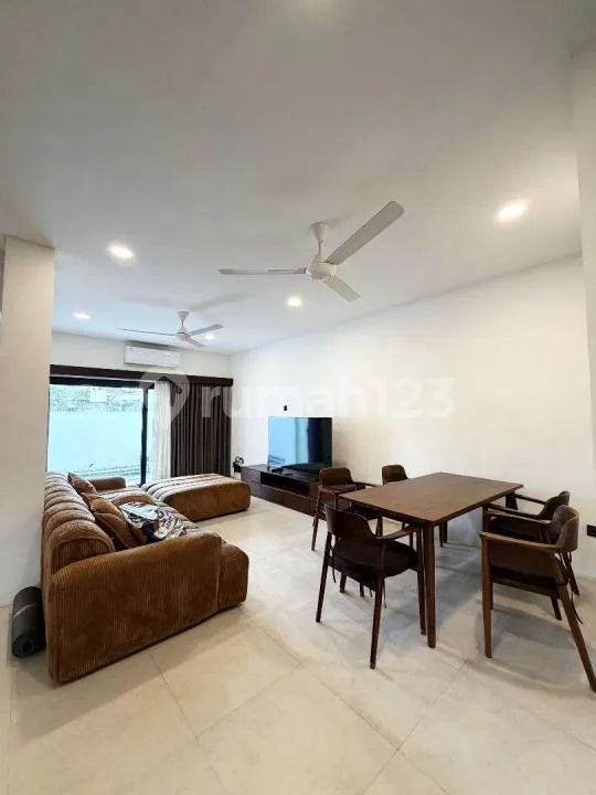 3 Bedroom Villa With Private Pool & Rooftop - Padonan, Canggu - Image 2 of 4