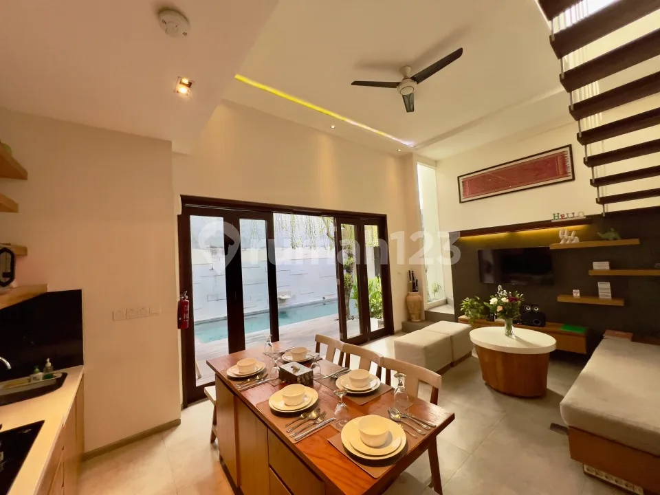 3 Bedroom Minimalis Modern Style Closed Sunset Road Street At Seminyak - Image 2 of 4