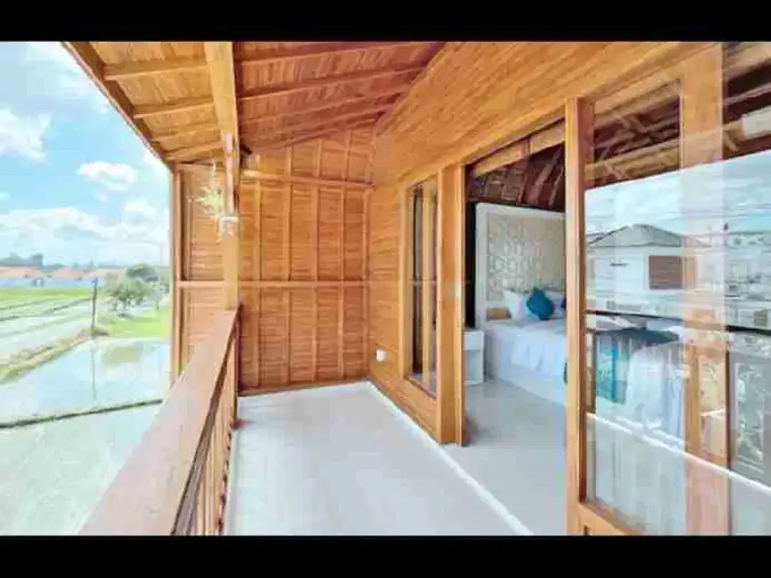 Villa jalan utama Pantai seseh fully furnished SHM ada NIB - Image 5 of 10