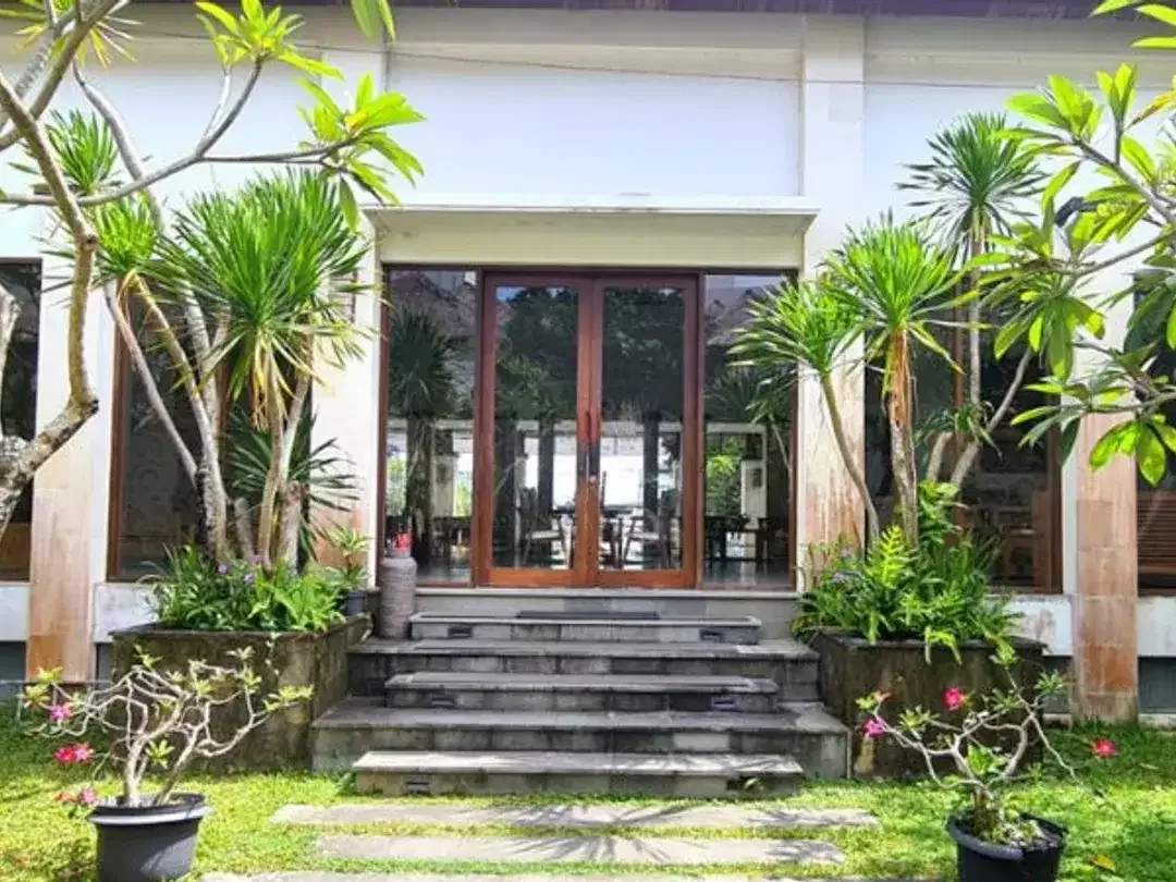 TANAH DAN BANGUNAN FAMILY SPA EKSLUSIF DI NUSA DUA BADUNG, BALI - Image 2 of 10