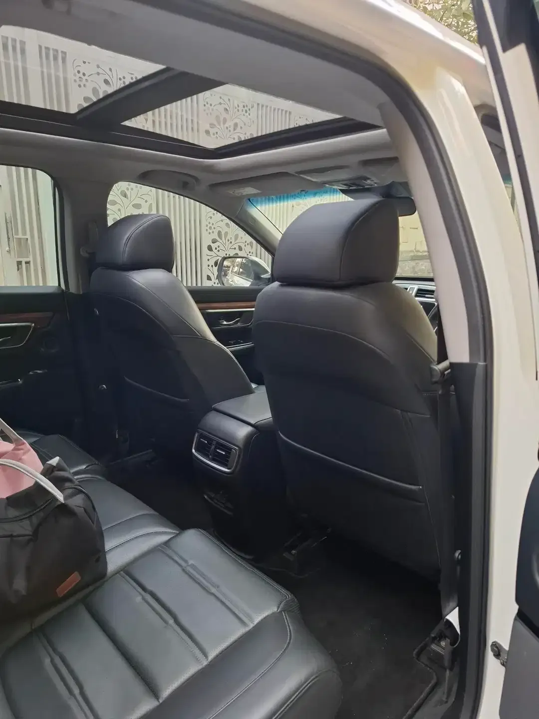 HONDA CRV PRESTIGE 1.5 TURBO SENSING - Image 6 of 6