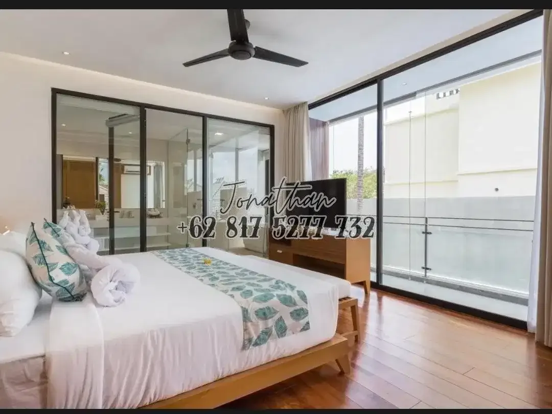 Dijual Villa Mewah SHM 4 Kamar Private Pool Lokasi Prime Dekat Finns Beach Club Berawa Bali - Image 9 of 10