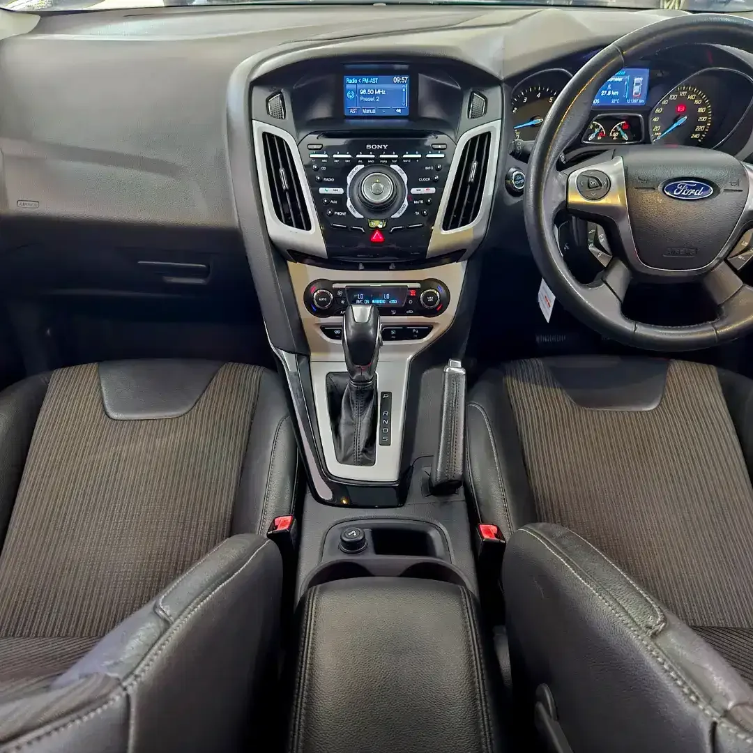 [2014] DP24jt! Ford Focus S HB Sunroof 2.0 matic 2014 pmk LowKM b 2015 - Image 8 of 10