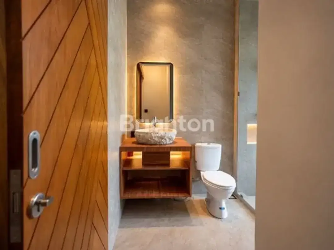 VILLA FULLY FURNISHED VIEW RICEFIELD 2 BEDROOM IN UBUD - Image 4 of 8