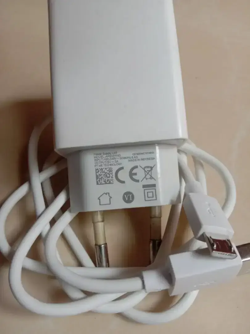 CHARGER BEKAS ASLI BAWAAN OPPO A17, A15, A12 MIKRO USB - Image 2 of 3