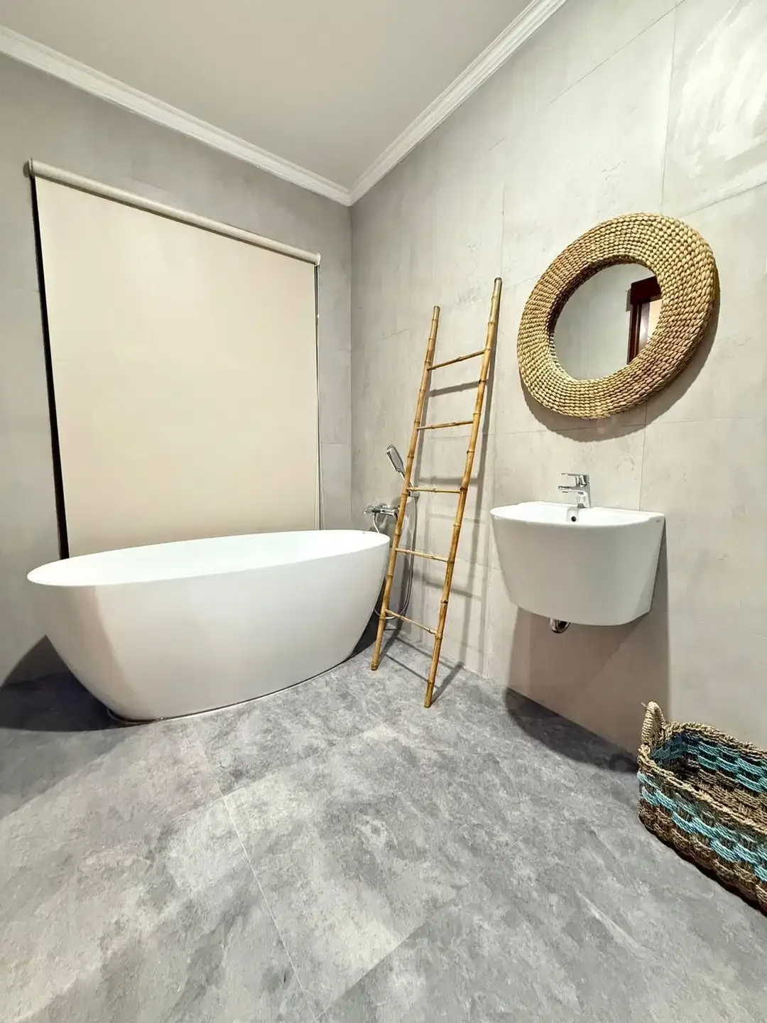 HOUSE FOR RENT FULLY FURNISHED IN SEMINYAK BADUNG - Image 7 of 7