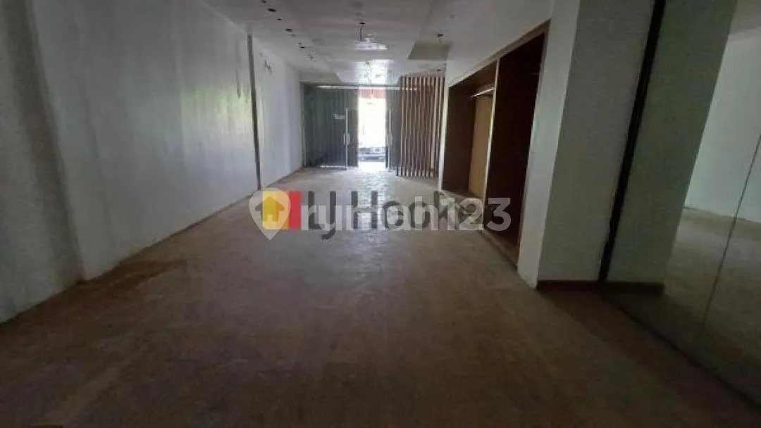 Ruko jual di Area Ramai Jalan Utama Bypass Ngurah Rai, Tuban. Dekat ke Airport Ngurah Rai - Image 3 of 4