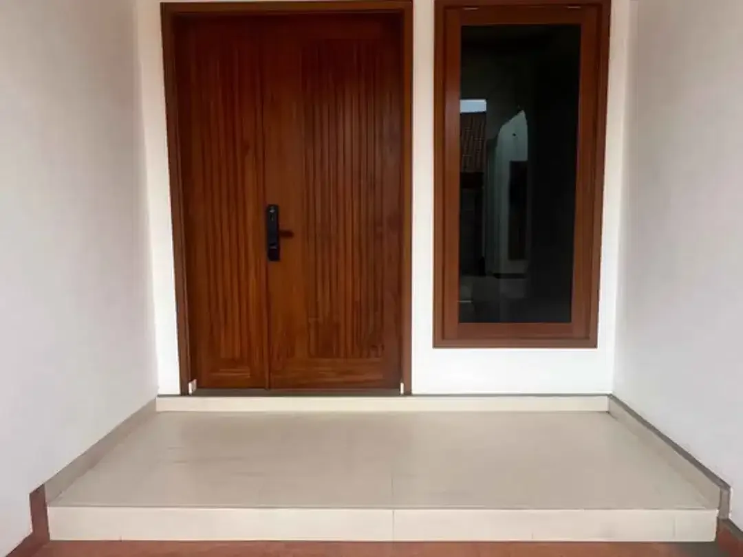 Rumah Modern Minimalis 2 Lantai di Gunung Gede Denpasar Barat - Image 4 of 9