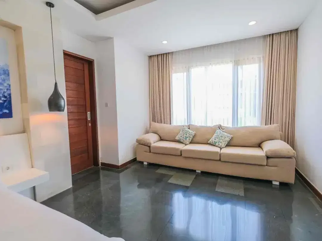 For Sale 
6 Bedroom Villla 
With Stunning Rice filled, Ocean and Mountain View
Located at Canggu, Cemagi - Image 7 of 10