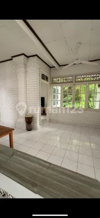 Minimalist & Strategic Villa For Rent In Sanur - Image 3 of 4