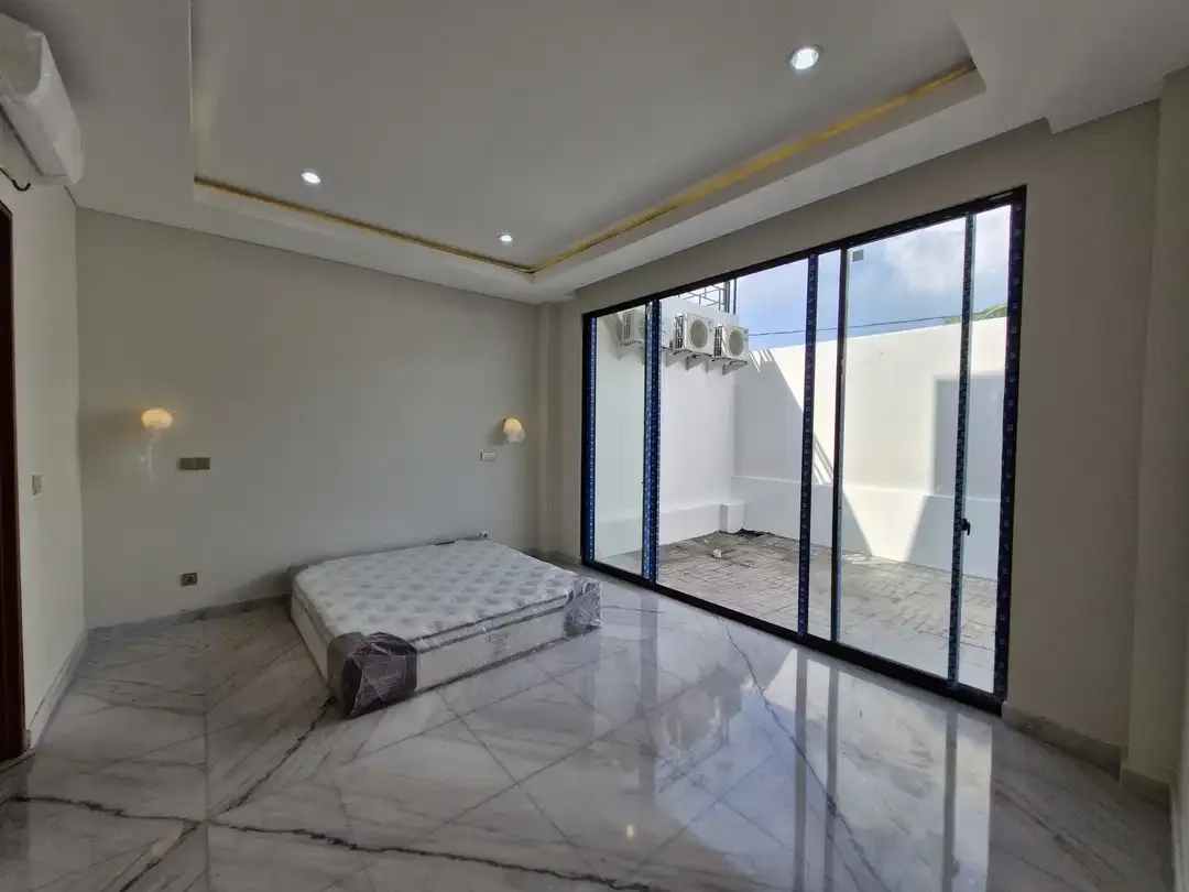 VILLA LUXURY DALAM KOMPLEKS BARU DI UMALAS - Image 6 of 10