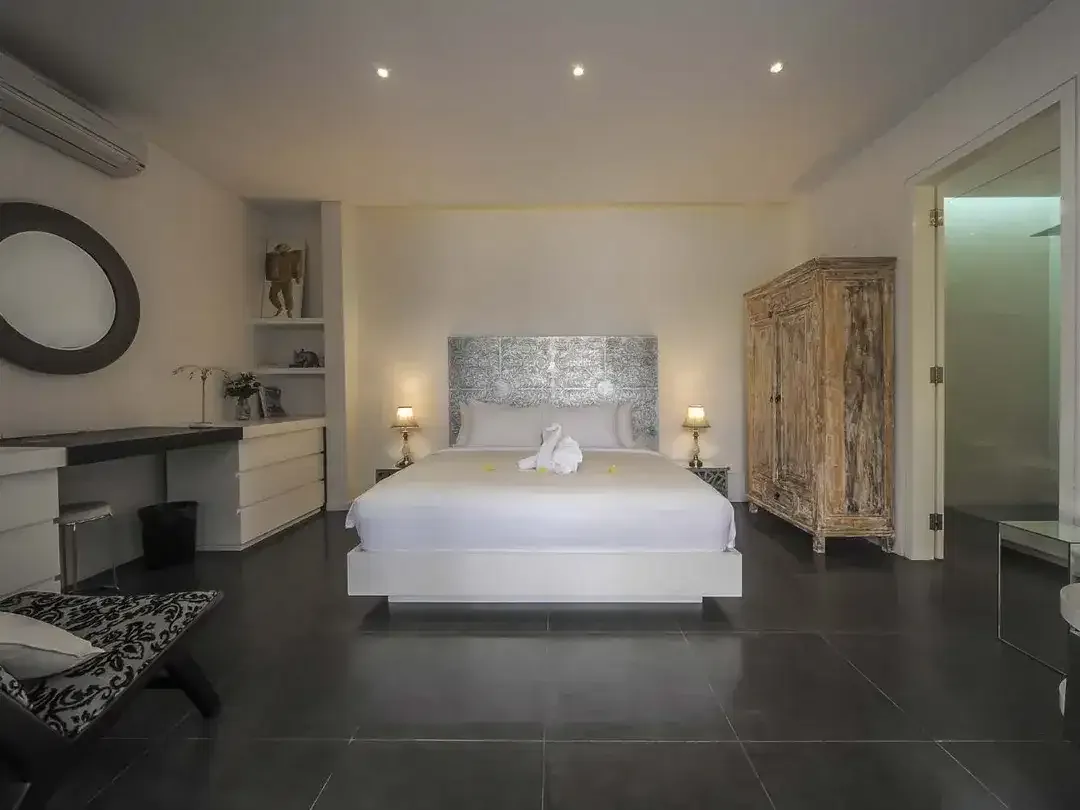 Spacious 3 Bedroom Villa on Large Land in Prime Seminyak Bali for Sale Leasehold - Image 2 of 10