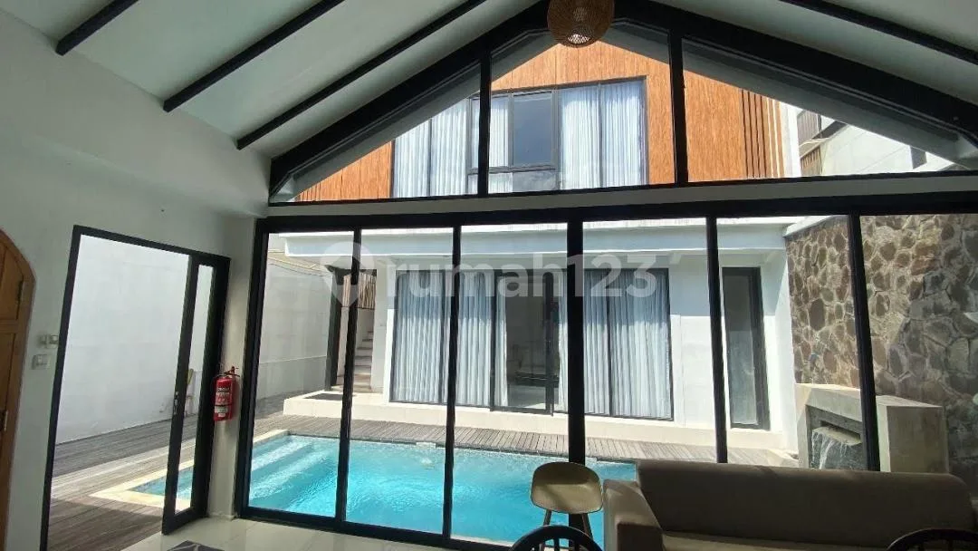Disewa Villa Skandinavian Style di Nuanu City Complex, Pantai Nyanyi Tabanan - Image 1 of 4