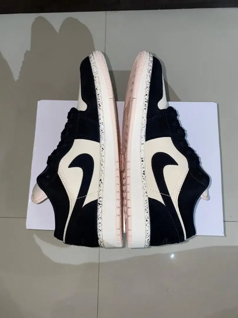 Nike Air Jordan 1 Low Women Guava Ice - Image 5 of 10