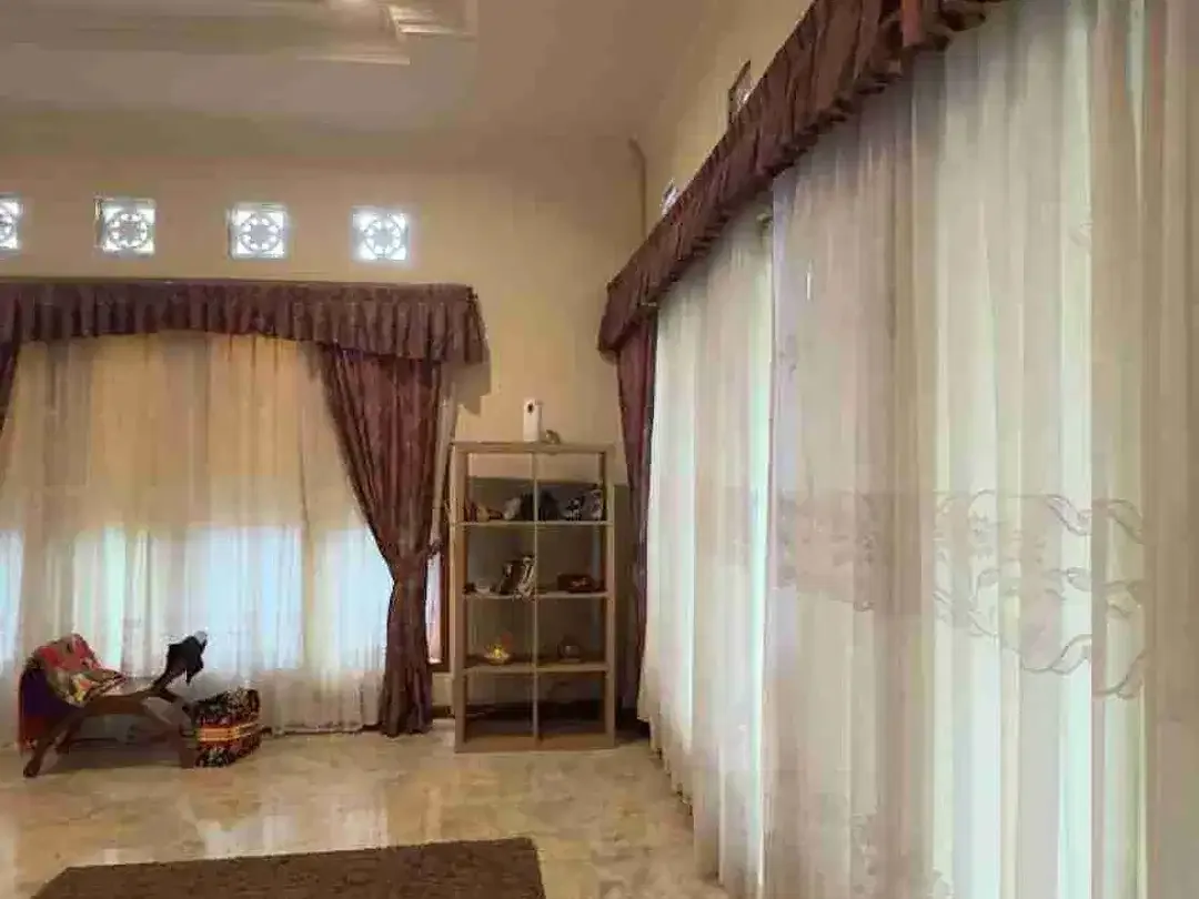 Dijual Cepat Rumah Villa 2 Lantai beserta furnish di kerobokan, badung, bali - Image 5 of 8