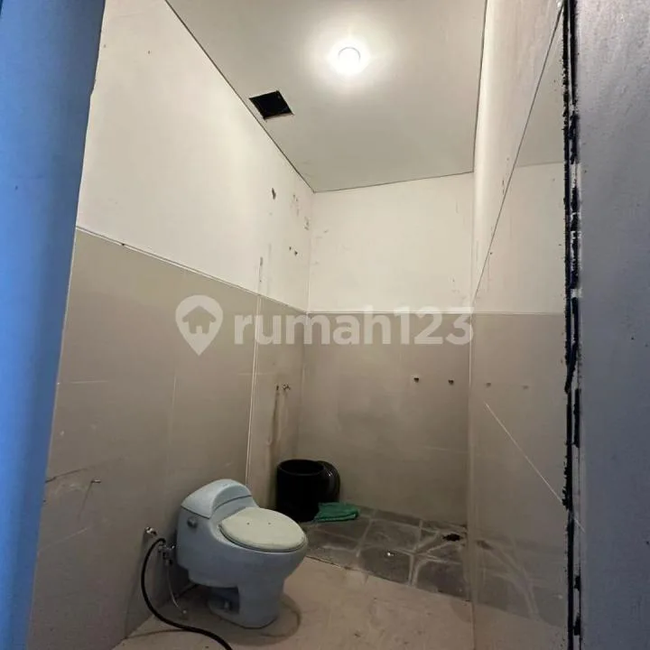 Jual Ruko Jalan Tukad Balian Renon Denpasar 2 Lantai SHM Nego Murah - Image 4 of 4