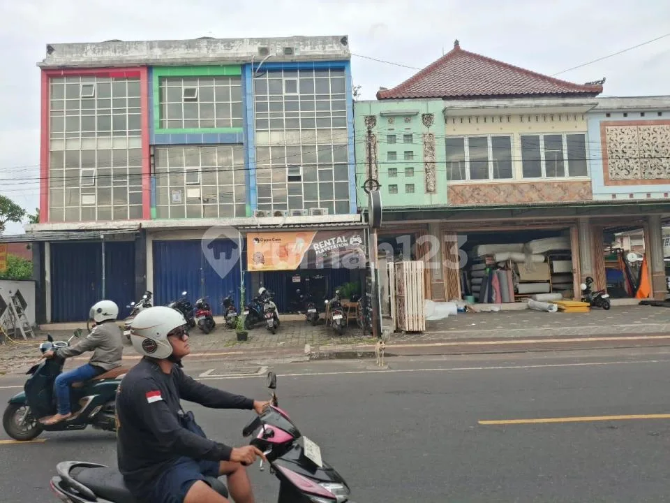 Ruko Premium Dijual & Disewakan di Denpasar Barat - Image 1 of 4