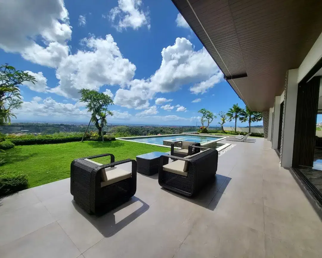 LUXURY VILLA UNBLOCK OCEAN VIEW, AIRPORT, TOLL  di Jimbaran - Image 3 of 10