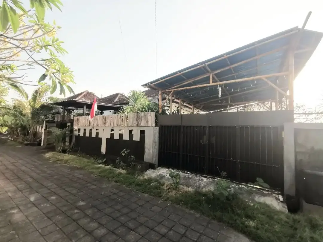 Rumah Halaman Luas di Dukuh Sari Kampial Residence Nusa Dua - Image 1 of 10