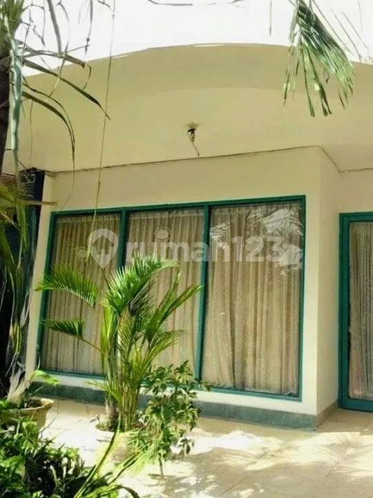 Ams-001.Pby | Dijual Ruko 3 Lantai - Istana Regency Pesanggaran, Denpasar Selatan - Image 2 of 4