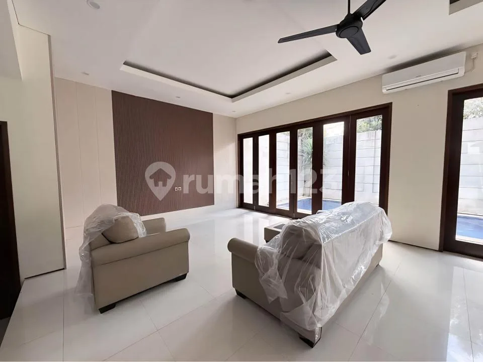 Modern Tropical Sanctuary In Umalas 2 Bedrooms - Image 2 of 4