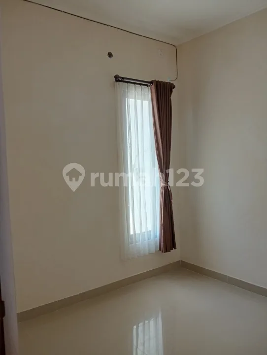 Rumah Siap Huni 2 Lantai di Waturenggong Panjer - Image 4 of 4