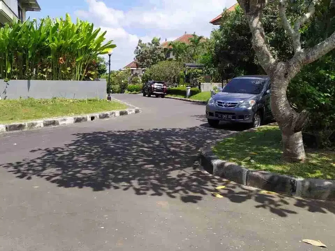 Tanah strategis lingkungan elit Teras Ayung Denpasar Bali - Image 5 of 8