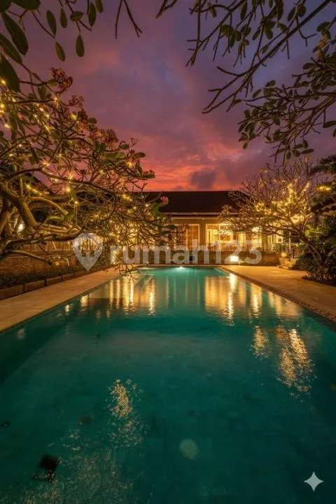Luxurious Villa Freehold In Heart Canggu Bali - Image 1 of 4