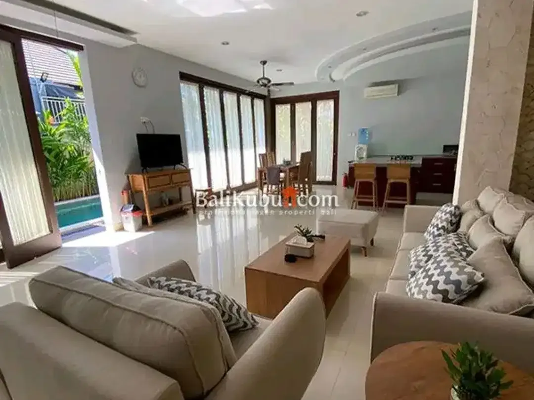 [AMR-080.GRT] Luxury 3-Bedroom Villa for Yearly Rent – Jl Tukad Balian, Denpasar - Image 7 of 10