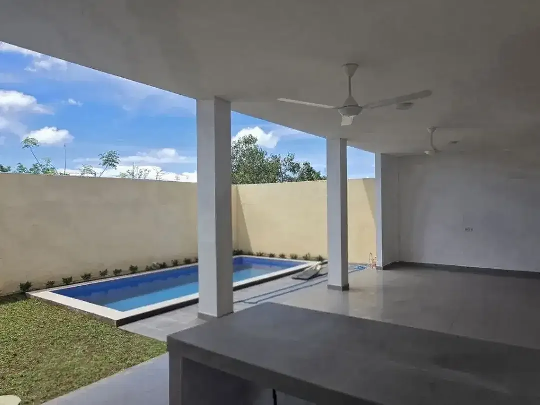 DISEWAKAN RUMAH VILLA AREA KUTUH, KUTA SELATAN - Image 4 of 10